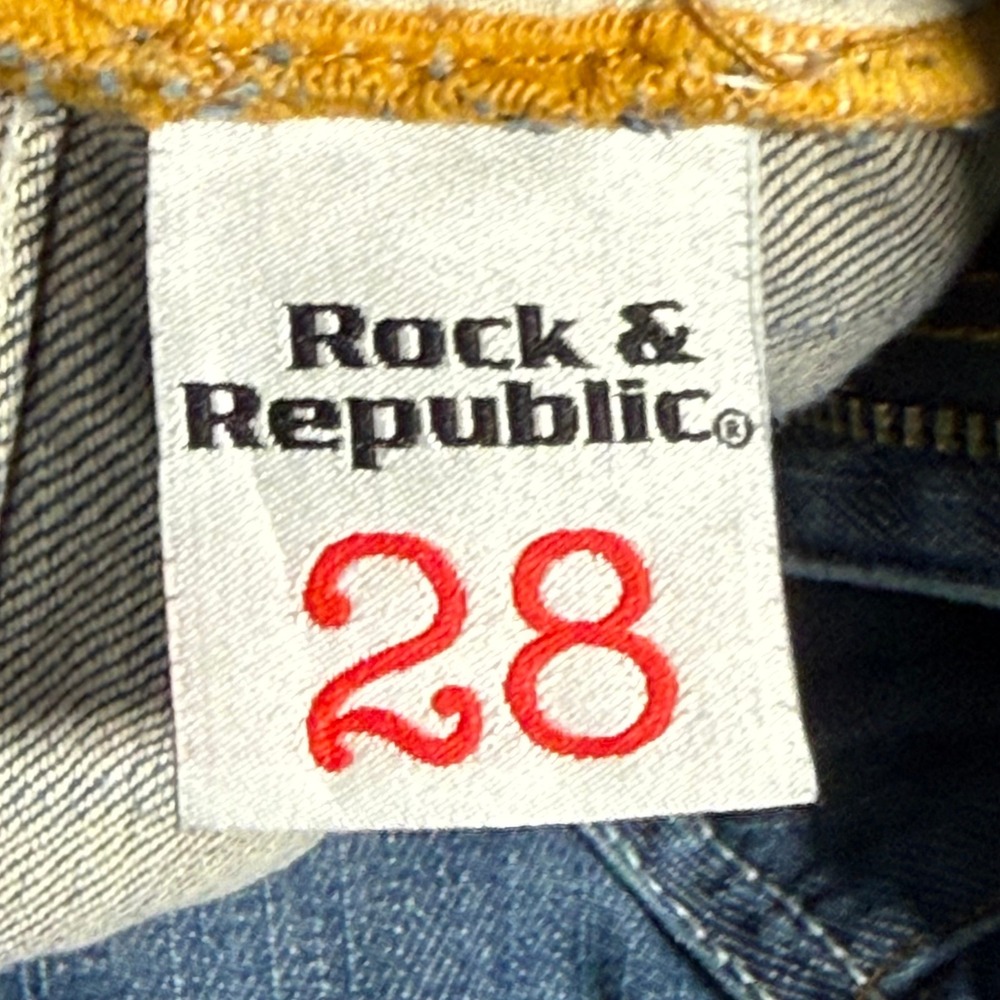 Rock & Republic Womens Low Rise Bootcut Jeans Blue Size 28 KDSGROWJ01 Gold‎ Logo - Picture 7 of 13